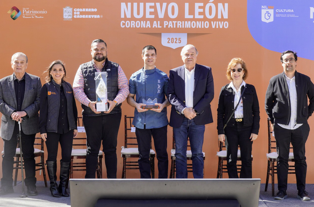 Cadereyta recibe la Corona al Patrimonio Vivo de Nuevo León