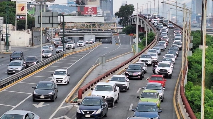 Horarios escalonados: La propuesta para descongestionar las calles de Nuevo León
