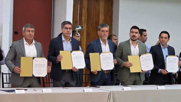 Guadalupe y UANL unen esfuerzos para impulsar la educación superior con becas