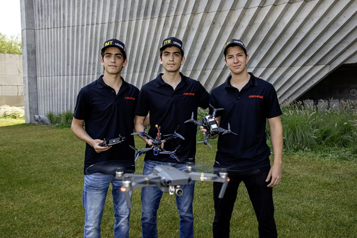 Talentos mexicanos brillan en competencia mundial de drones autónomos
