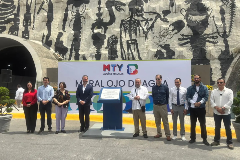 “Ojo de Agua”: Un Mural que Transforma el Túnel de la Loma Larga en un Símbolo de Identidad Regia