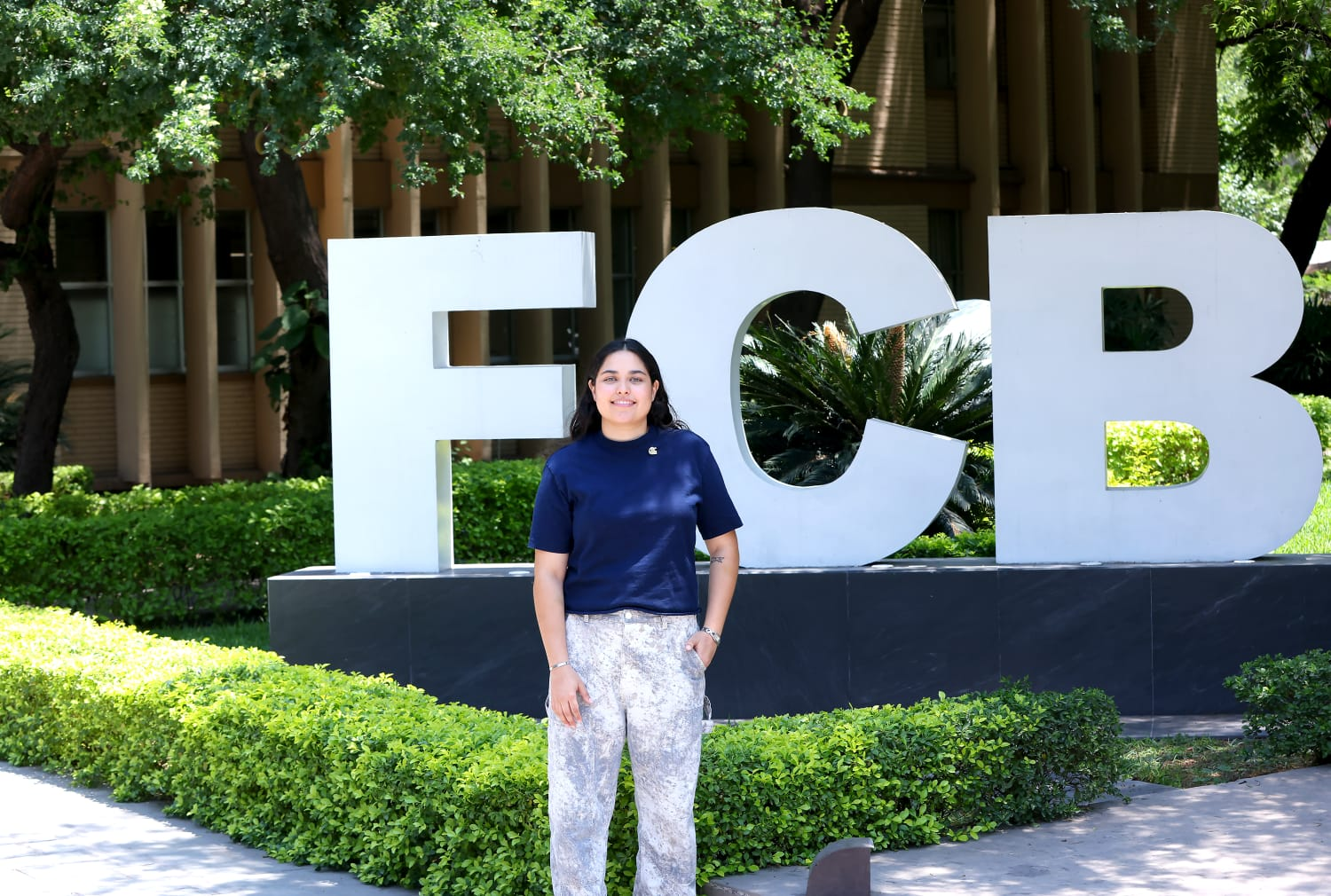 Hará historia en la UANL al hacer sus prácticas en el extranjero
