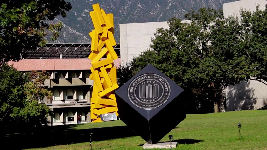 UDEM Otorga Becas Integrales a Jóvenes Destacados de Escasos Recursos