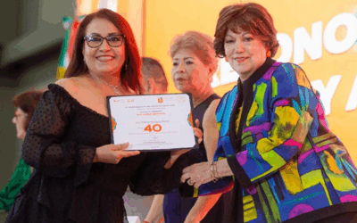 Nuevo León Celebra la Trayectoria del Personal de Apoyo Educativo con Reconocimientos