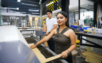 Compiten estudiantes de Arquitectura en la final de Dimueble