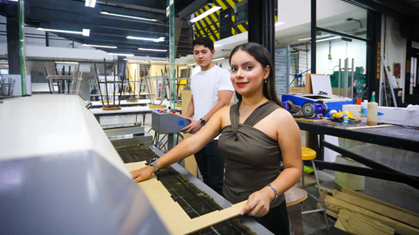 Compiten estudiantes de Arquitectura en la final de Dimueble