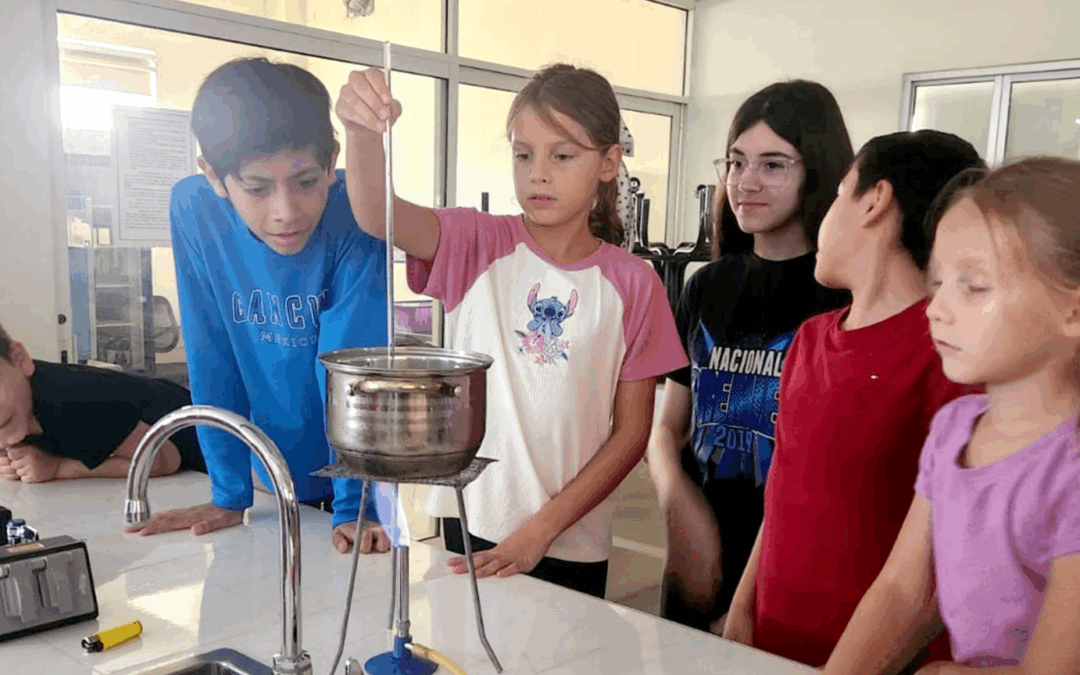 Guiarán a menores por la ciencia en campamento de Ciencias Biológicas