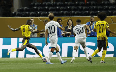Monterrey sucumbe ante el Dortmund en un partido de contrastes
