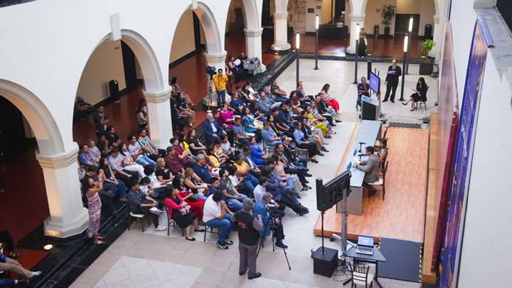 Celebran la palabra y el legado de Minerva Margarita Villarreal