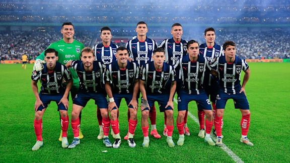 Monterrey busca reforzar su delantera: Navarro, Musa y Mayoral en la mira