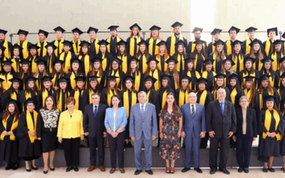 UANL Gradúa a 135 Estudiantes en Ceremonia que Refleja su Compromiso con la Inclusión Social