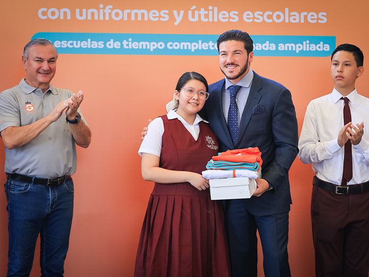 Gobierno de Nuevo León Entregará Más de 201 Mil Paquetes de Uniformes y Útiles Escolares