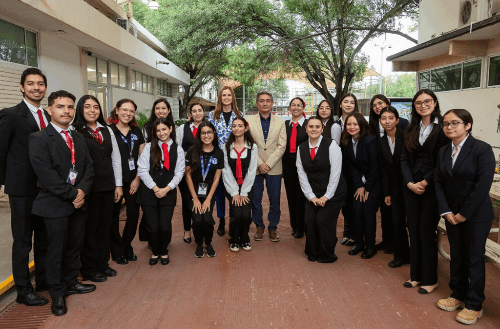 Futuros Docentes de Nuevo León Fortalecen su Formación con Inmersión Académica en Canadá