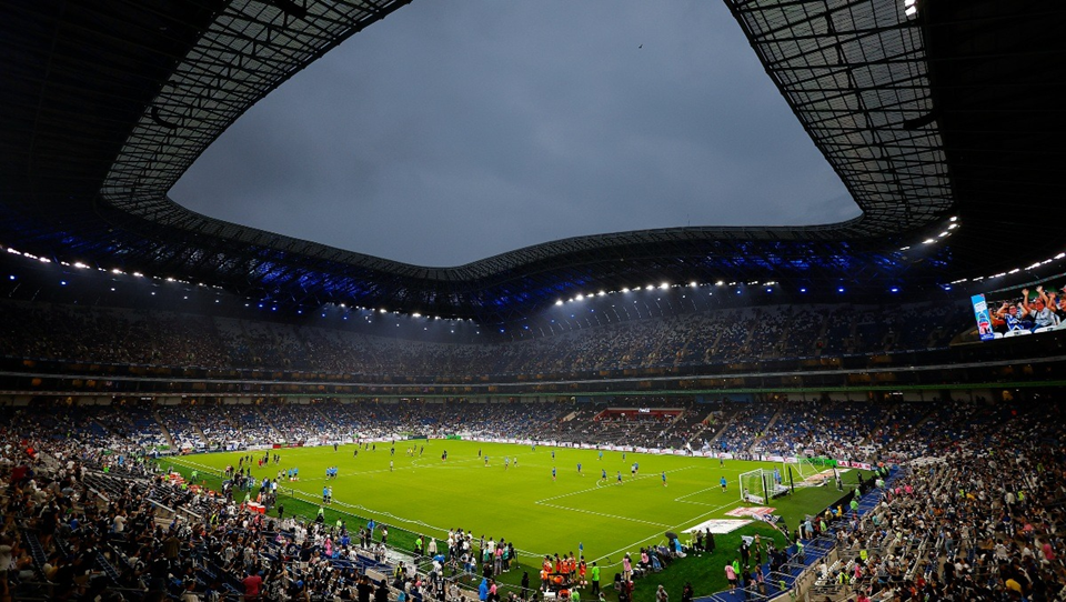 Rayados Enfrenta a Bravos en una Noche Clave por la Cima