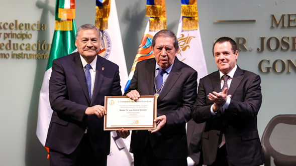 Celebra UANL visión humanista en murales de Guillermo Ceniceros