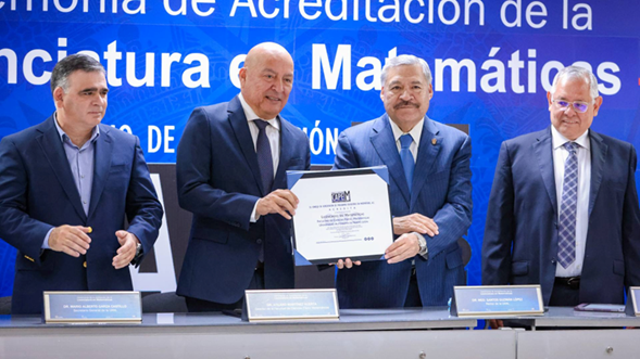 Reacreditan Licenciatura en Matemáticas