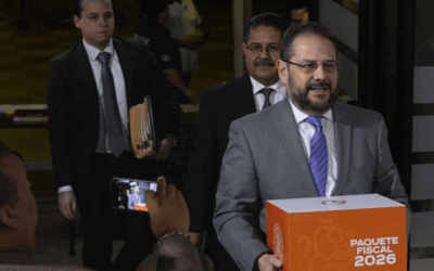 Al Filo del Plazo: Gobierno de Nuevo León Entrega el Paquete Fiscal 2026