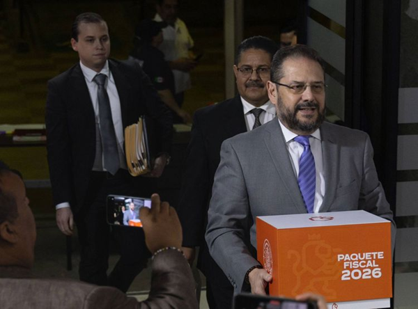 Al Filo del Plazo: Gobierno de Nuevo León Entrega el Paquete Fiscal 2026