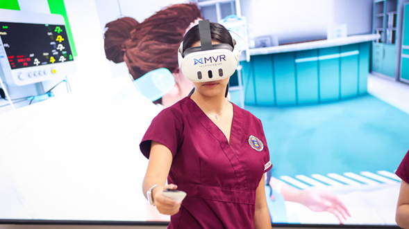 Realidad virtual transforma la enseñanza de la enfermería en la UANL