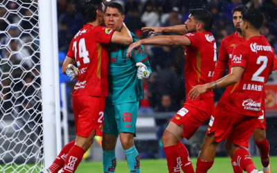 Rayados desaprovecha ocasiones y cae con Toluca en su debut en casa