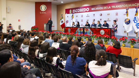 Becados para transformar