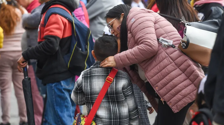 Educación en Nuevo León opta por flexibilidad ante la ola de frío; asistencias quedan a criterio familiar