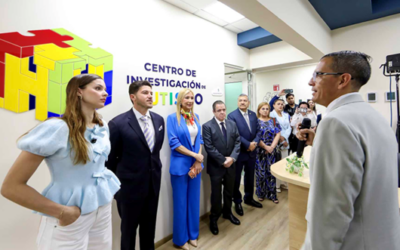Inaugura UANL centro de investigación y apoyo a personas con autismo