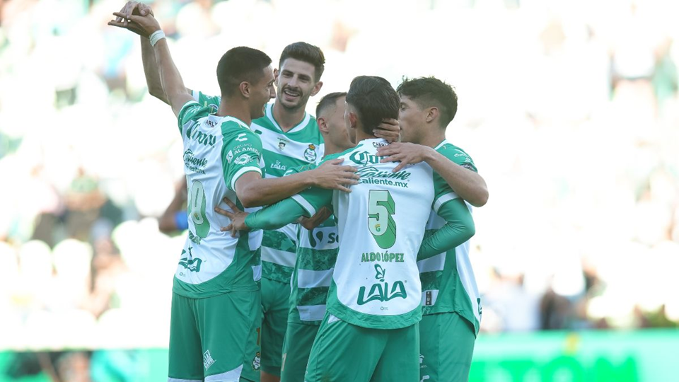 Humilla Santos Laguna a Rayados en el cierre del Clausura 2026