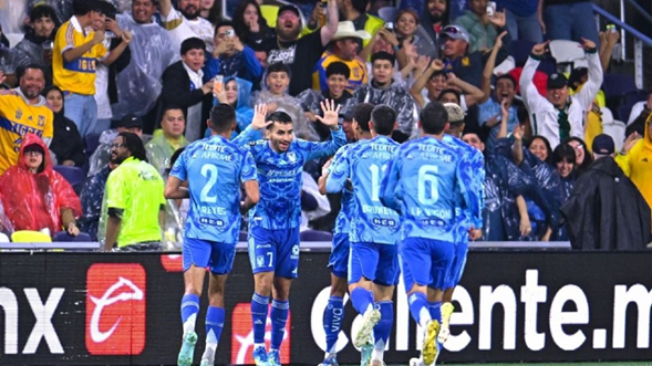 “Quedan noventa minutos, va a ser muy difícil, seguramente más que hoy. Tendremos que hacer un gran trabajo para poder pasar”