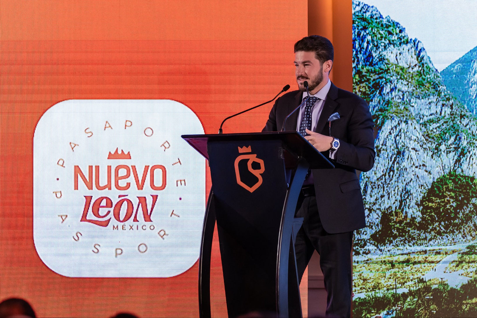 Con inteligencia artificial y miras al Mundial, Samuel García relanza la app “Pasaporte NL”