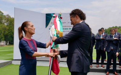 Abandera “Memo” Ochoa a Selección Mexicana con Sheinbaum