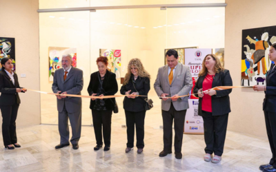 Homenajean 40 años de artista plástica Lupina Flores