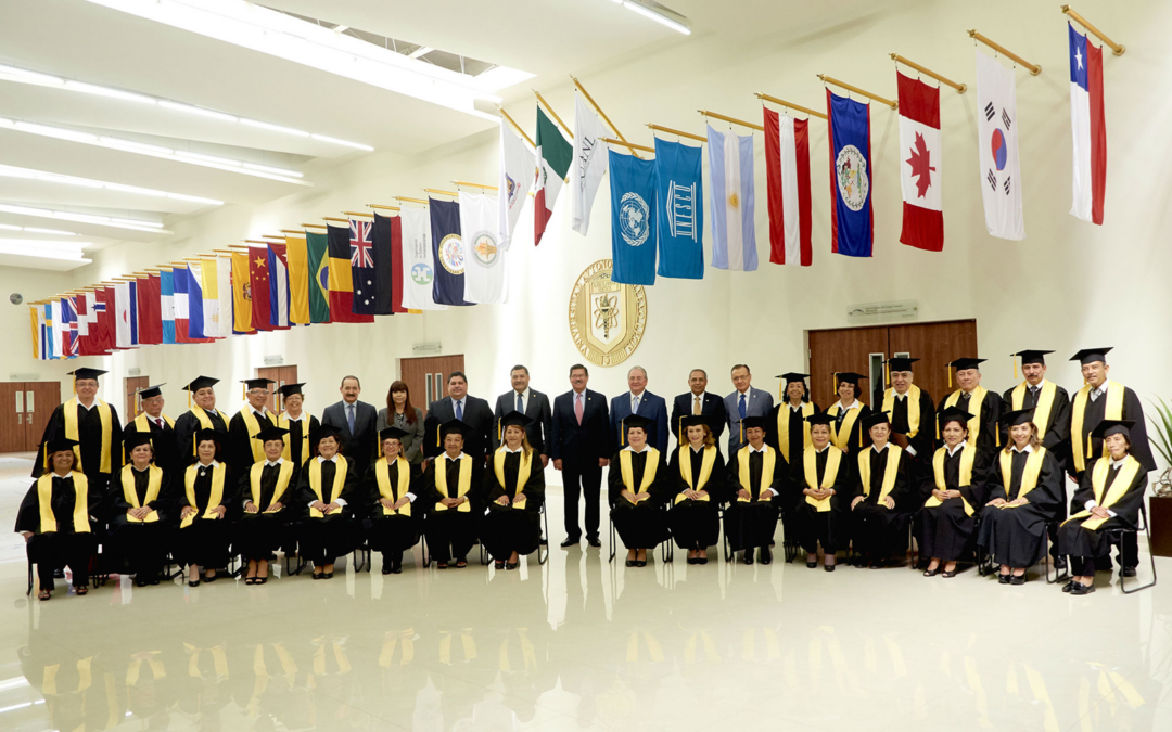Autonomía y sueños: La UANL gradúa a la quinta generación del diplomado inclusivo